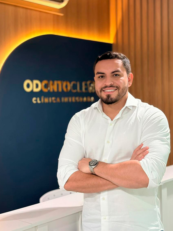 Dr. Kelven Almeida